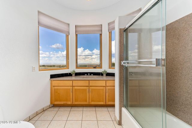 9566 S SWISS Court, Hereford, AZ 85615