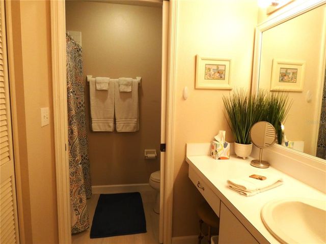 9300 CLUBSIDE CIRCLE 1307, Sarasota, FL 34238