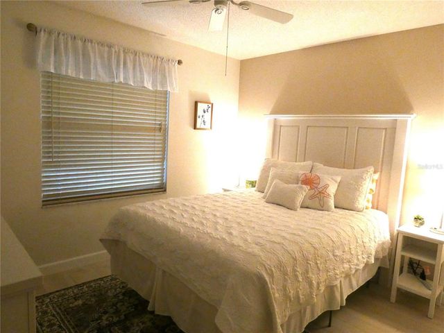 9300 CLUBSIDE CIRCLE 1307, Sarasota, FL 34238