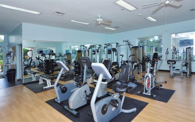 9300 CLUBSIDE CIRCLE 1307, Sarasota, FL 34238