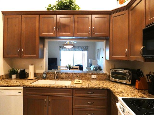 9300 CLUBSIDE CIRCLE 1307, Sarasota, FL 34238