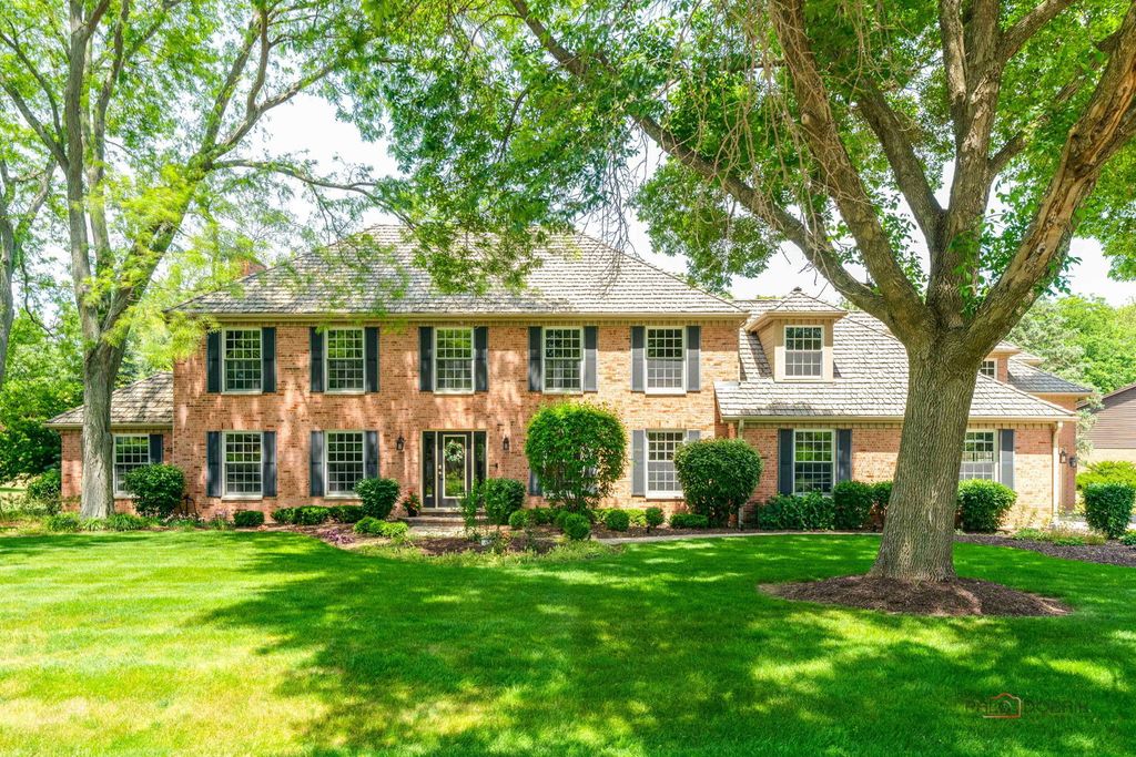 Image 1 of property listing at 126 Schooner Lane, Lake Barrington, IL 60010