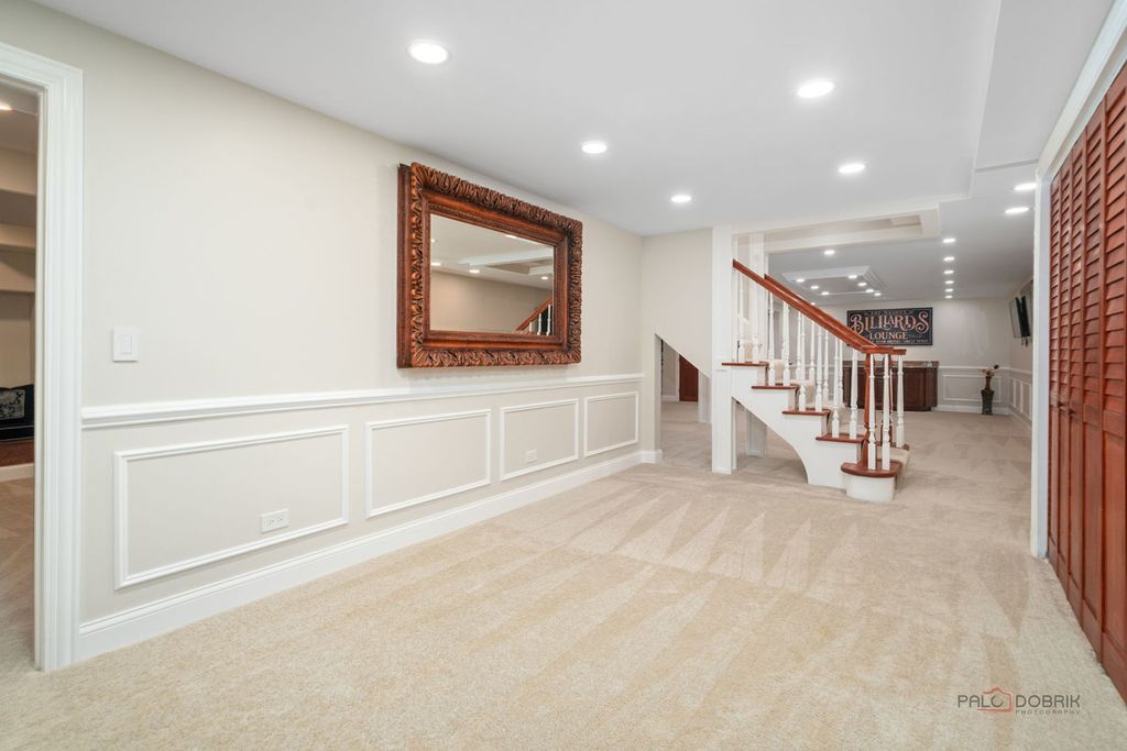 Image 33 of property listing at 126 Schooner Lane, Lake Barrington, IL 60010