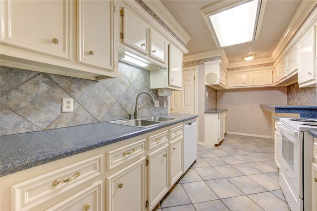 1206 Country Place Drive, Houston, TX 77079