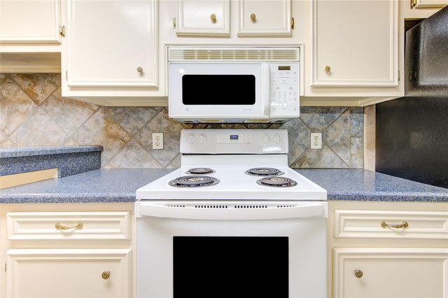 1206 Country Place Drive, Houston, TX 77079