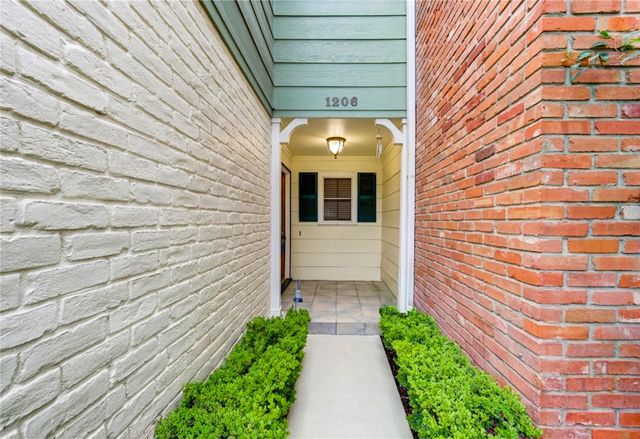 1206 Country Place Drive, Houston, TX 77079