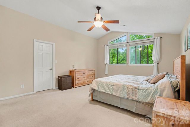 14522 Harbor Estate Road, Charlotte, NC 28278