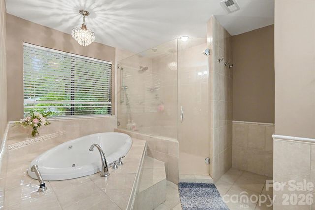 14522 Harbor Estate Road, Charlotte, NC 28278