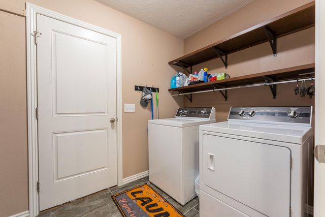 842 E Beechwood Road, Nixa, MO 65714