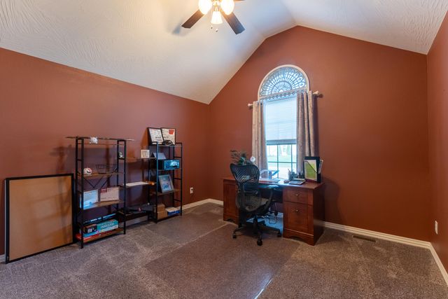 842 E Beechwood Road, Nixa, MO 65714