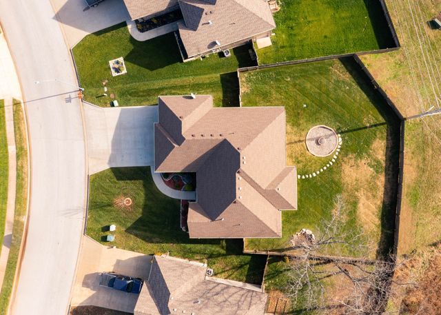 842 E Beechwood Road, Nixa, MO 65714