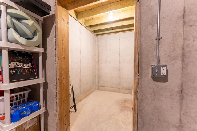 842 E Beechwood Road, Nixa, MO 65714