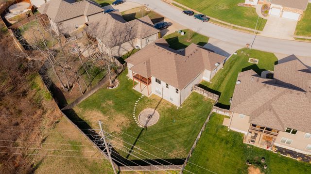 842 E Beechwood Road, Nixa, MO 65714
