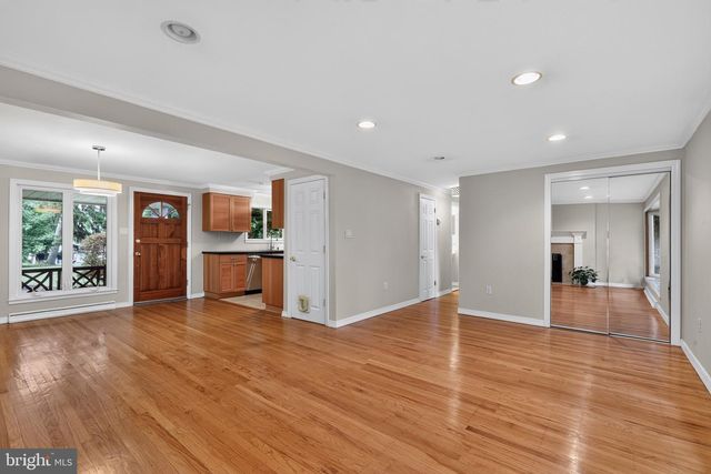26 RAMPART W, Media, PA 19063