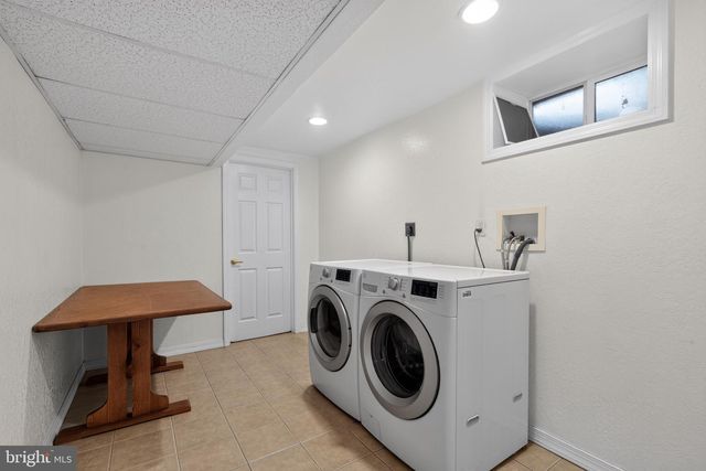 26 RAMPART W, Media, PA 19063