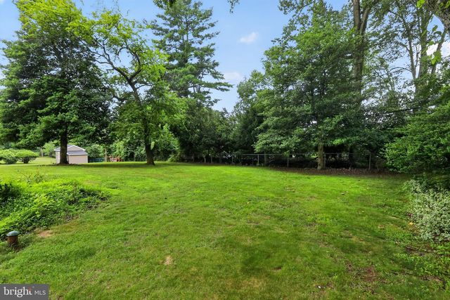 26 RAMPART W, Media, PA 19063