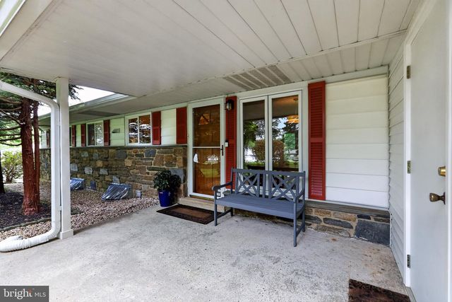 26 RAMPART W, Media, PA 19063