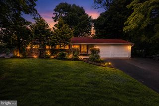 26 RAMPART W, Media, PA 19063