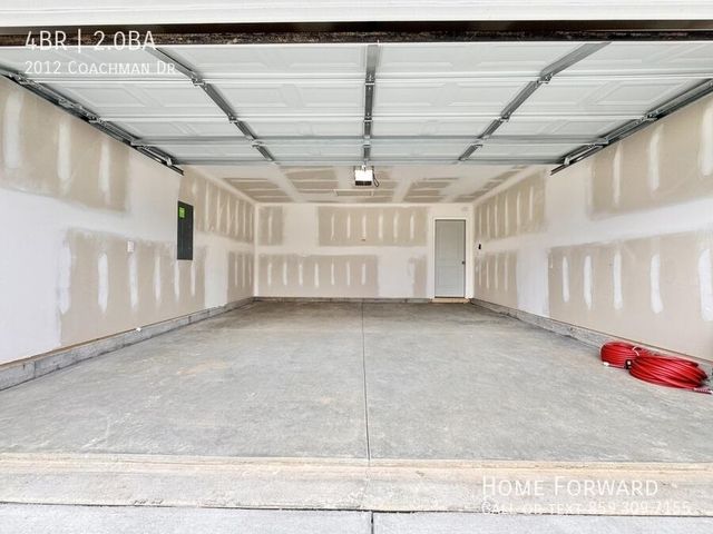 2012 Coachman Drive, Richmond, KY 40475