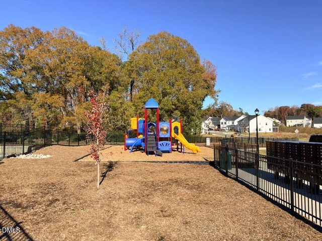 2007 English Saddle Lane, Durham, NC 27703