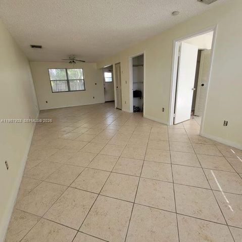 814 Finley Ct, Hollywood, FL 33020