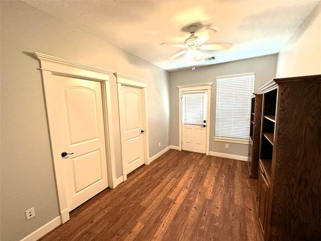 321 W 26th Street B, Houston, TX 77008