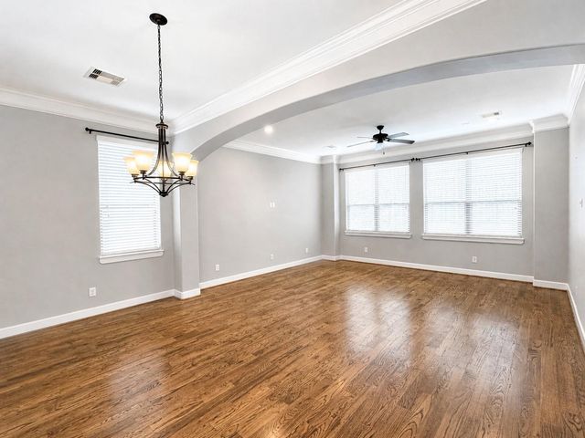 321 W 26th Street B, Houston, TX 77008
