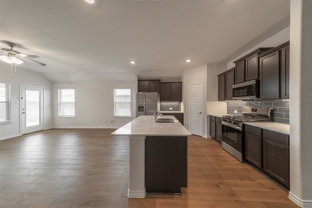 2044 Hearn Drive, Royse City, TX 75189