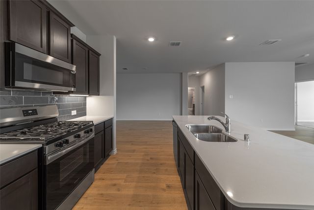 2044 Hearn Drive, Royse City, TX 75189