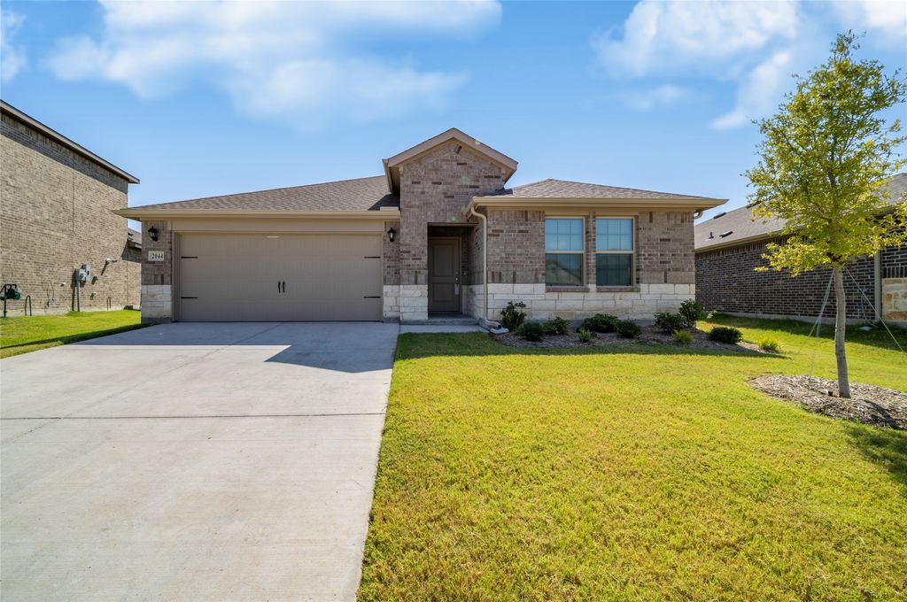 2044 Hearn Drive, Royse City, TX 75189