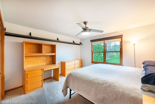 3025 Woods Creek Lane, Algonquin, IL 60102