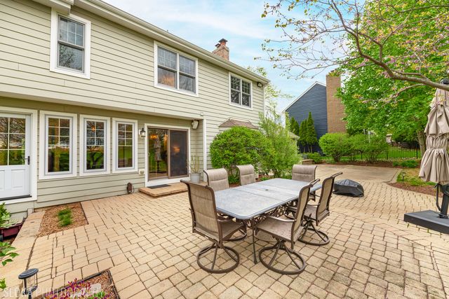 3025 Woods Creek Lane, Algonquin, IL 60102