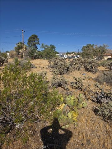 6388 Goleta, Yucca Valley, CA 92284