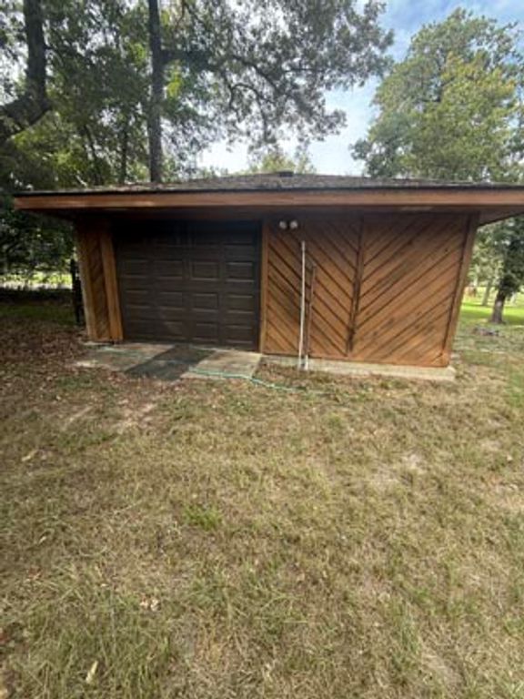 64 Golfview Drive, Hilltop Lakes, TX 77871 — photo 2