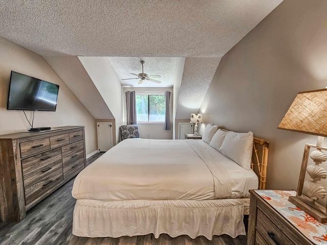 210 Westleton Dr Apt 13D, Myrtle Beach, SC 29572