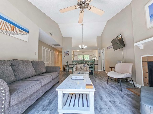 210 Westleton Dr Apt 13D, Myrtle Beach, SC 29572