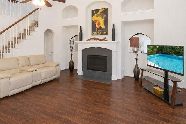 1504 Hickory Bend Court, Pearland, TX 77581