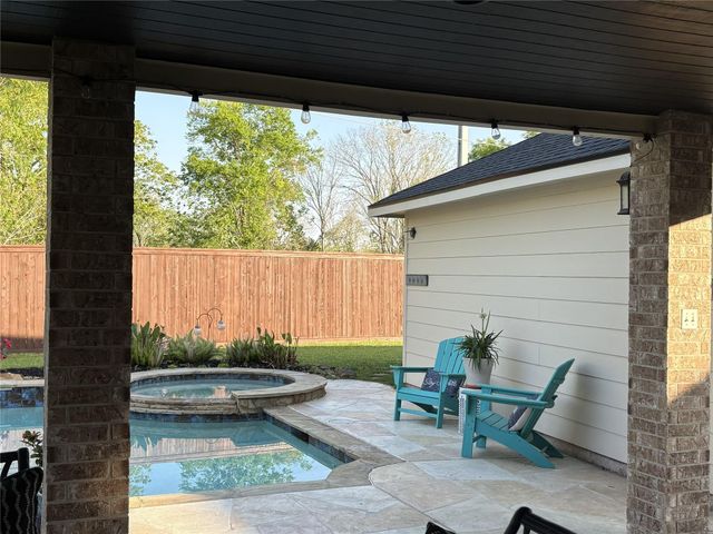 1504 Hickory Bend Court, Pearland, TX 77581