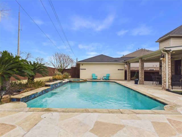 1504 Hickory Bend Court, Pearland, TX 77581