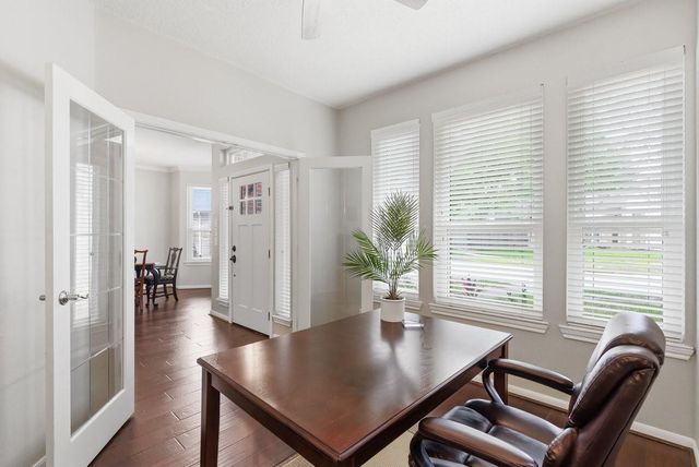 3820 Lake View Drive, Pearland, TX 77581