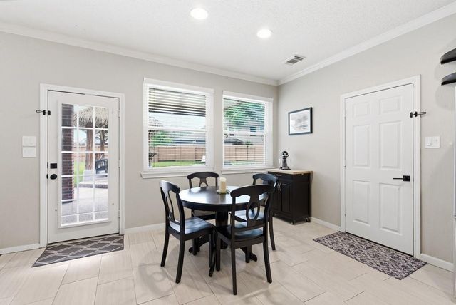 3820 Lake View Drive, Pearland, TX 77581