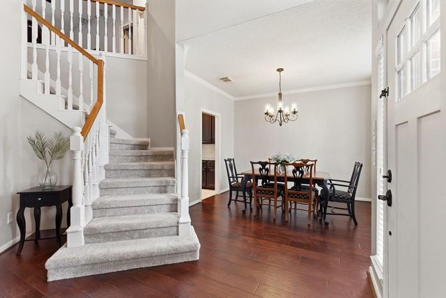 3820 Lake View Drive, Pearland, TX 77581