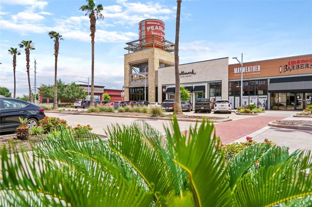 3820 Lake View Drive, Pearland, TX 77581