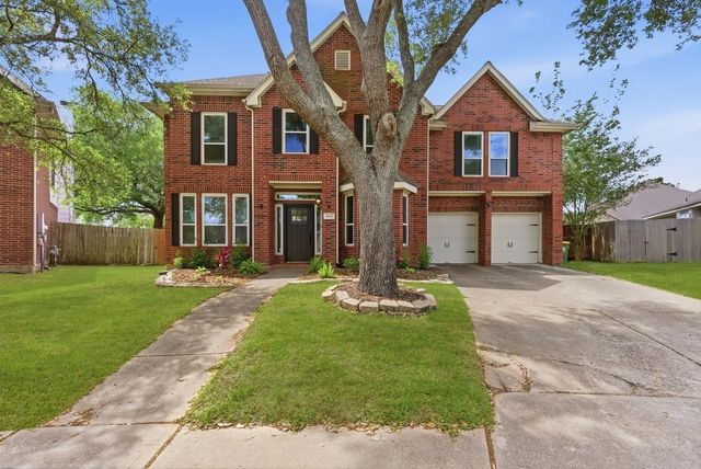 3820 Lake View Drive, Pearland, TX 77581