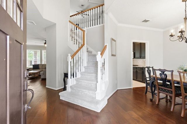 3820 Lake View Drive, Pearland, TX 77581