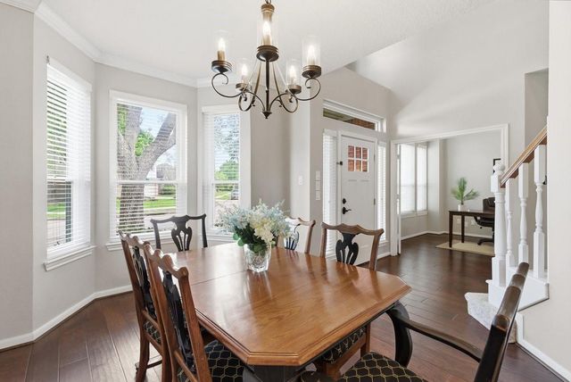 3820 Lake View Drive, Pearland, TX 77581