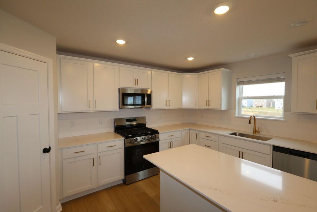 15616 71st Street NE, Otsego, MN 55330