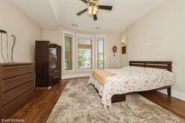 4456 S Berkeley Avenue, Chicago, IL 60653