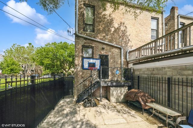 4456 S Berkeley Avenue, Chicago, IL 60653