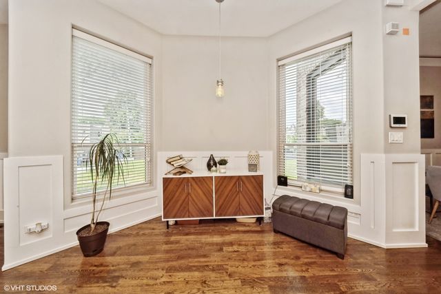4456 S Berkeley Avenue, Chicago, IL 60653